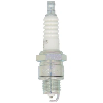 NGK Aizdedzes svece BP8HS-15 6729