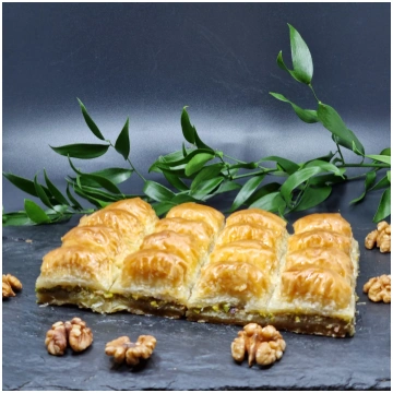 Baklava ar valriekstiem