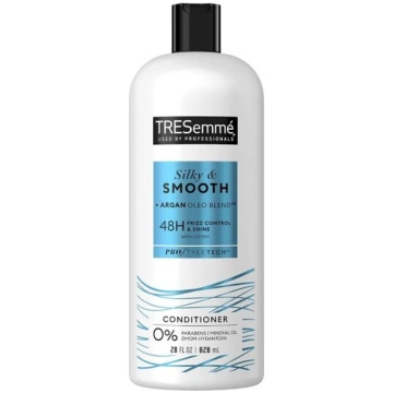 Silky Smooth TRESemmé kondicionieris frizētiem mat