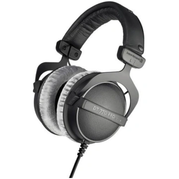 Beyerdynamic DT 770 PRO 80 ohms Studio headphones,