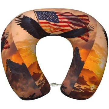 „American Flag Eagle1“ ceļojuma spilvens no atmiņa