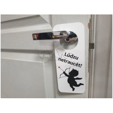 Lūdzu netraucēt! amors »