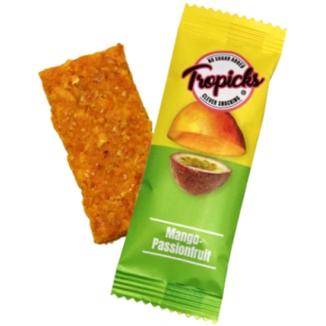 Tropicks Dried mango, passion fruit bar, 20 g