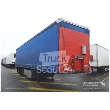 Lietots - Schmitz Cargobull Semitrailer Curtainsid