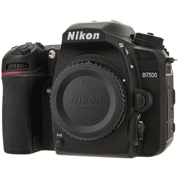 „Nikon D7500“ digitālā spoguļkamera, 20,9 MP, DX C