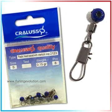 Snap hook and sliding swivel attachment Cralusso