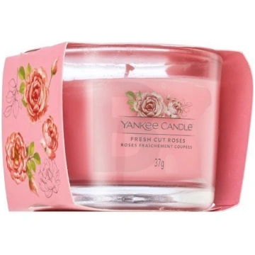 Yankee Candle aromātiskā svece Svaigi grieztas roz