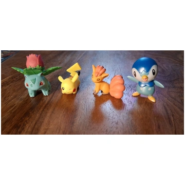 Lietots - Pokemon Figures 4 Piece Set