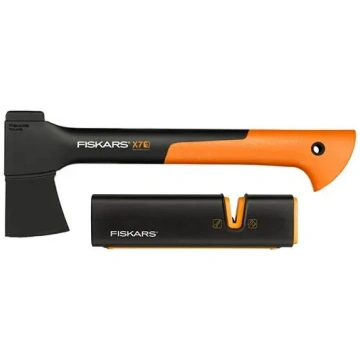 Cirvis Fiskars X7 XS ar Xsharp asinātāju — kompakt