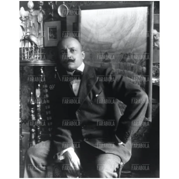 Lo scrittore Filippo Tommaso Marinetti - Editorial