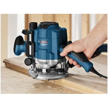 Bosch Augšējā frēze GOF 1250 CE 0601626000