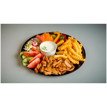 Lielais MIKS Kebabs uz šķīvja