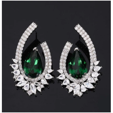 New Jewelry Set 925 Pure Silver Needle Stud Zircon