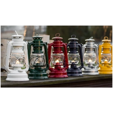 Petrolejas lampa Feuerhand Hurricane daudzkrāsaina
