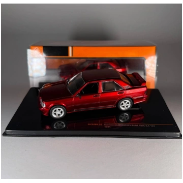 1/43 IXO Mercedes-Benz 190E , Red