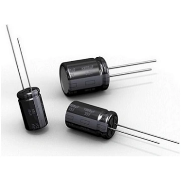 Zemas pretestibas elektrolita kondensators 820uF 2