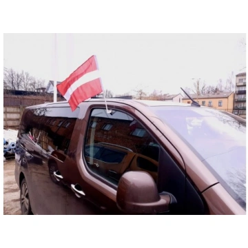 Auto karodziņš »