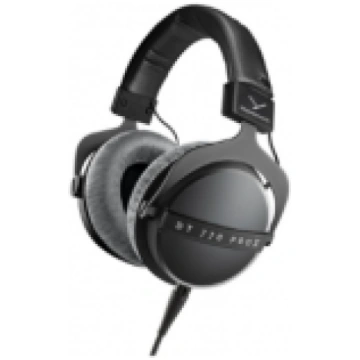 Beyerdynamic DT 770 PRO X Studio headphones closed