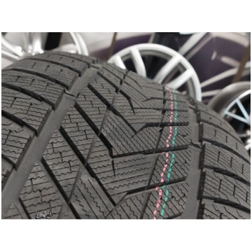 SONIX XP999 285 / 45 R19 111H 111H - jauna (ziemas