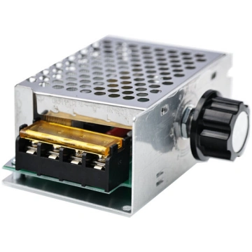 Sprieguma regulators 230V AC 4000W – Liela jauda,