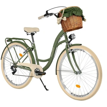 Komfortabla velosipēda pilsētas velosipēds ar pītu