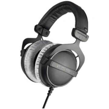 Beyerdynamic DT 770 PRO 80 ohms Studio headphones,