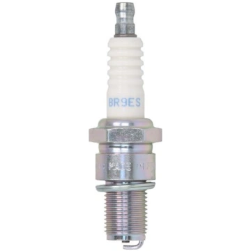 NGK Aizdedzes svece BR9ES 5722