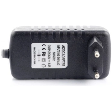 Yamaha 5 V/4 A/DC 5,5/2,5 mm, 1,2 m