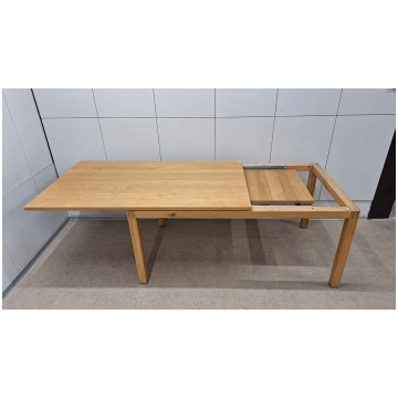 Galds no masīvkoka transformējams