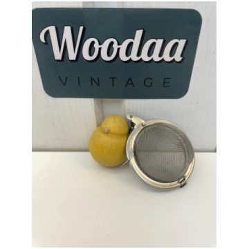 Aarikka tea strainer