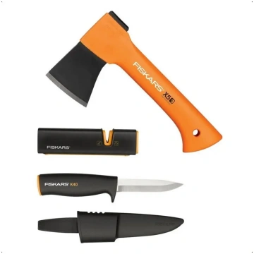 Cirvis un nazis komplekts Fiskars 1057913 ar asinā
