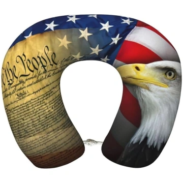 „American Eagle“ ceļojuma spilvens lidmašīnā no at