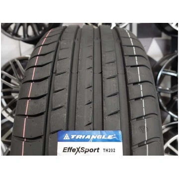 215/55R17 Triangle Effexsport TH202 94Y XL Elect T