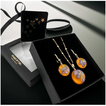 Kuloniņš ar auskariem "Košās vijolītes” PowerBeads