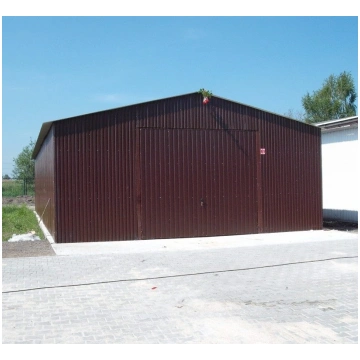 Metāla garāža divu slīpumu jumts 6x6m krāsota