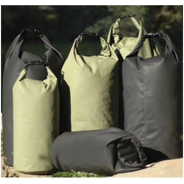 Ūdensnecaurlaidīgs maiss Mil-Tec 30l (zaļš)