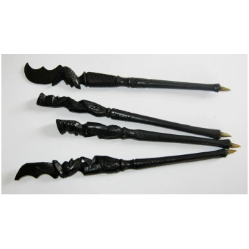 Penna in ebano nero
