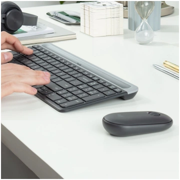 Logitech Slim Wireless Combo MK470