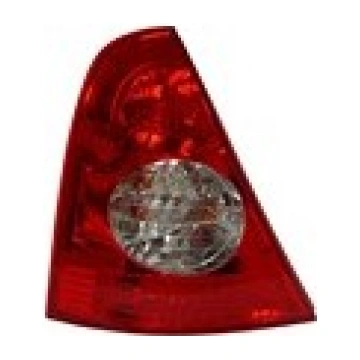 RN Clio 01-05 aizmugures lukturis L Armando Auto