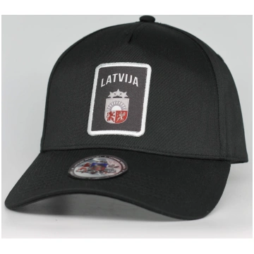 Cepure ar nagu Latvija