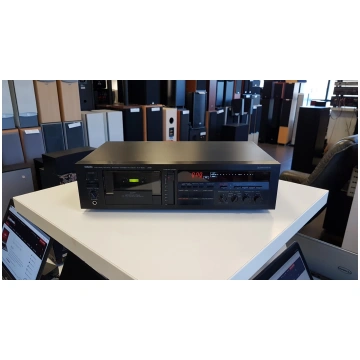 Yamaha KX-800 kasešu atskaņotājs